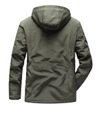 نیم اور زمستانه جیپ