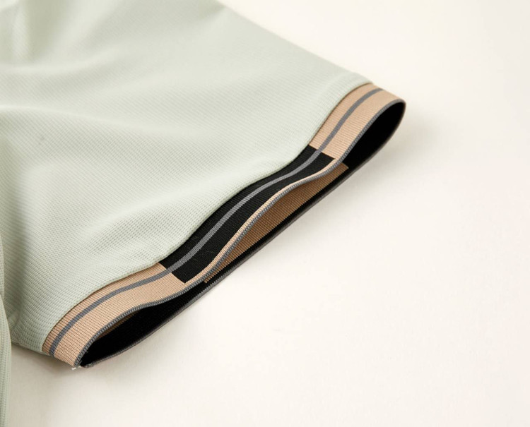 تیشرت یقه دار