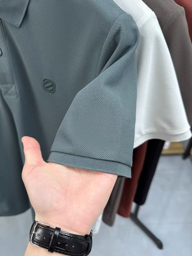 تیشرت یقه دار