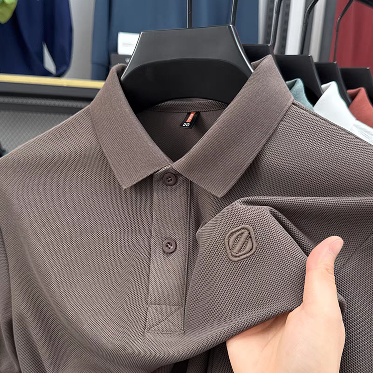 تیشرت یقه دار