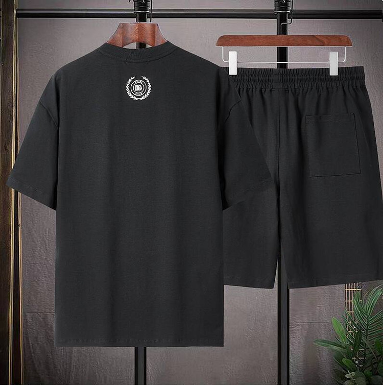 ست تیشرت و شلوارک