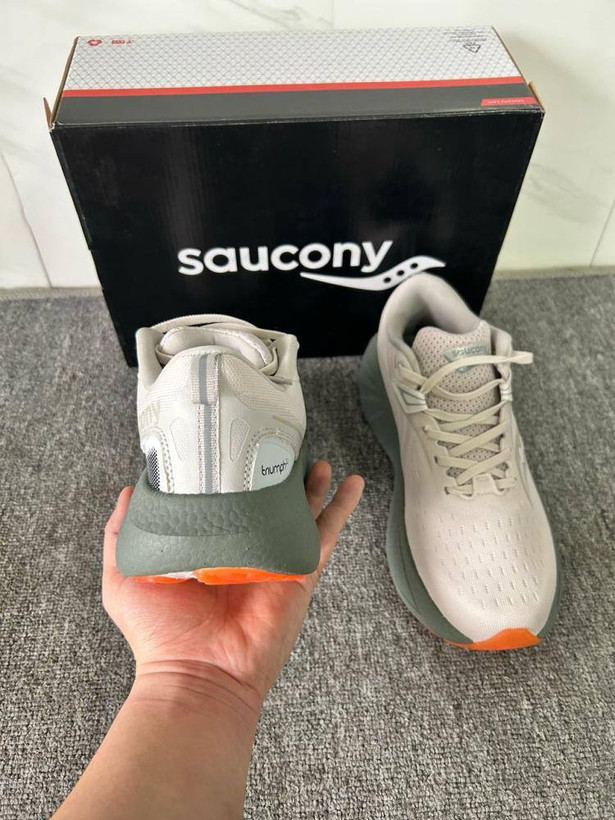 کفش ساکونی پرو بوست کرم زیره سبز 11525