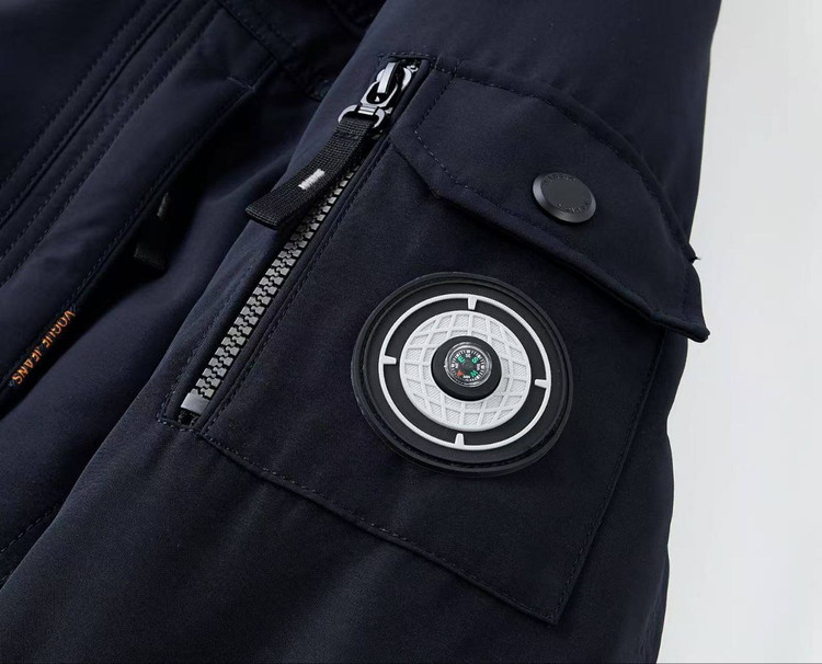 کاپشن اور روسی زمستانه قطب نما